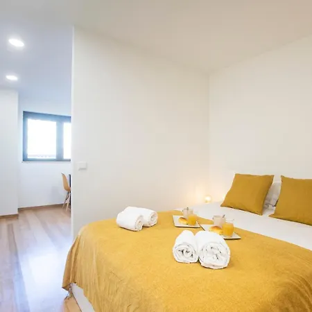 Homely W/ Ac Near Marques By Lovelystay Διαμέρισμα