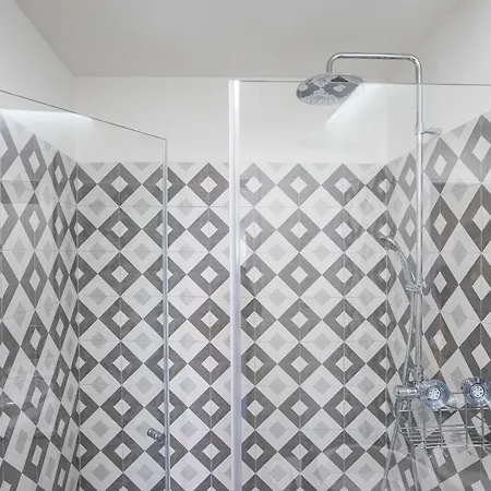 Homely W/ Ac Near Marques By Lovelystay * ポルト