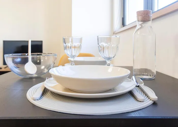 Homely W/ Ac Near Marques By Lovelystay * Oporto