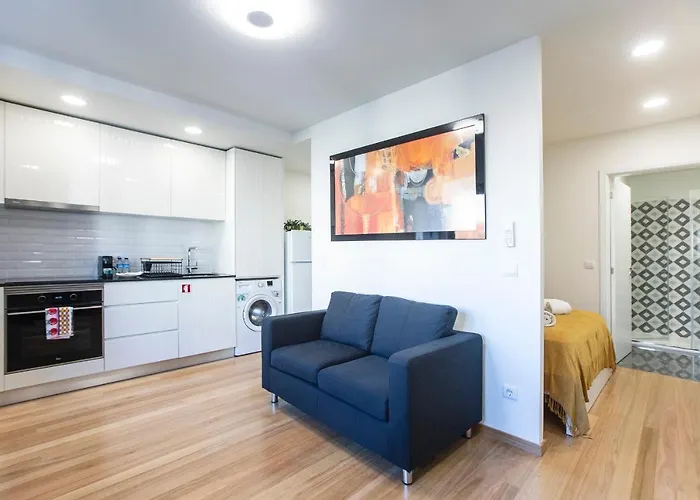 Homely W/ Ac Near Marques By Lovelystay Lägenhet Oporto