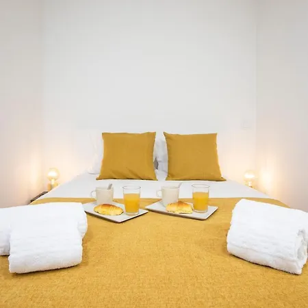 Homely W/ Ac Near Marques By Lovelystay *